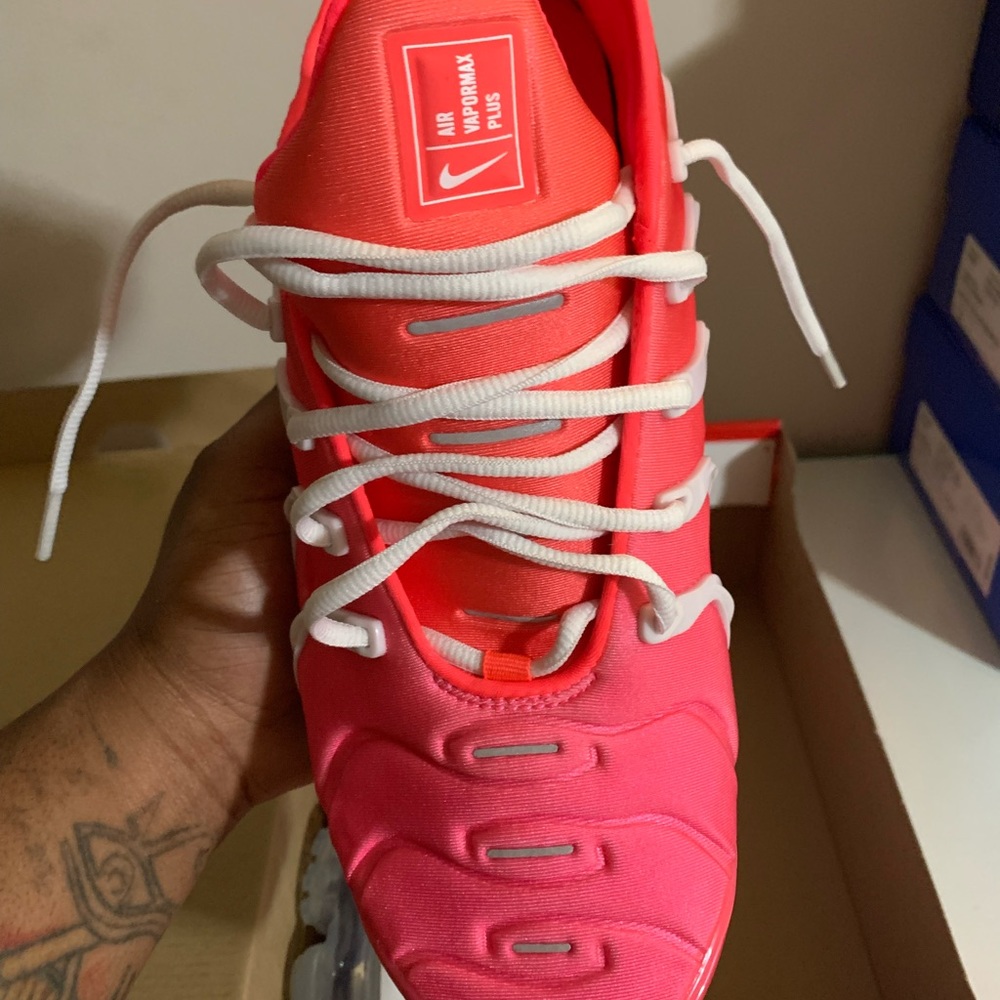 Nike Air VaporMax Plus - Picture 6 of 6